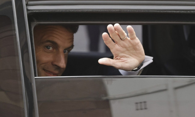 Βέλγιο: Διαδηλωτές υποδέχτηκαν με... κατσαρόλες τον Εμανουέλ Μακρόν