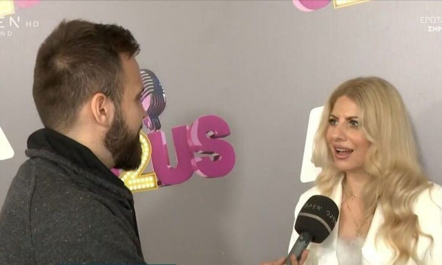 J2US - Άννα Μαρία Ψυχαράκη: «Ο Χάρης Βαρθακούρης δεν ερχόταν στις πρόβες, μόνη μου προσπαθούσα»