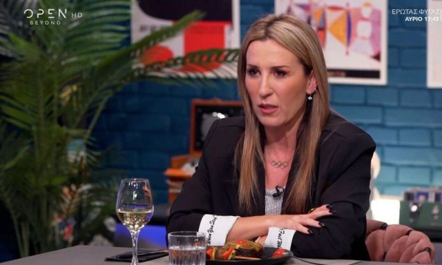 Πηγή Δεβετζή: «Δοκίμασα τον γάμο και απέτυχα. Η επιλογή μου είναι το μεγαλύτερο λάθος που έχω κάνει»