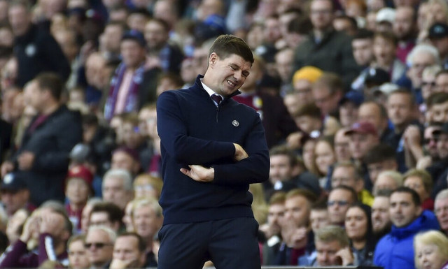 Η Daily Mail προειδοποιεί τον Τζέραρντ: «Στιβ, μείνε μακριά από την Ελλάδα»