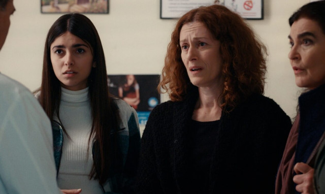 Η Γη της Ελιάς: Η Ισμήνη και η Χάιδω μαθαίνουν τα δυσάρεστα νέα για τον Λυκούργο