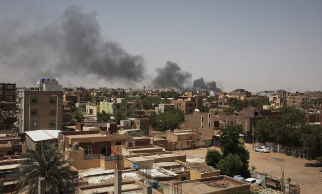 Sources saying that there were Greeks at a French convoy that was hit in Sudan were not confirmed