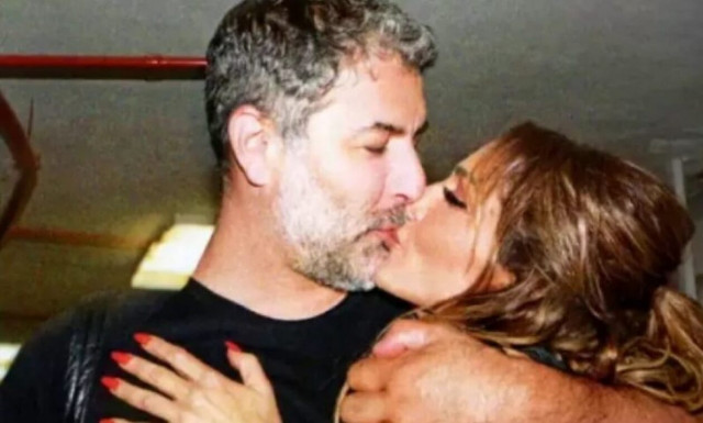 «Εσύ είσαι τ’ άλλο μου μισό»: Ξανά viral η Δέσποινα Βανδή με τον Βασίλη Μπισμπίκη