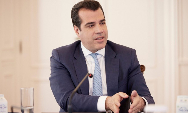 Θάνος Πλεύρης