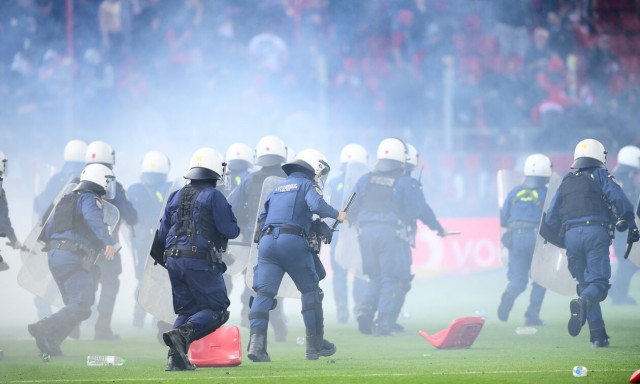 Super League: Σε απολογία ο Ολυμπιακός για τα επεισόδια με ΑΕΚ - Με ποια ποινή κινδυνεύει