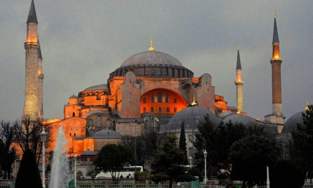 Εκλογές - Τουρκία: Προκαλεί το AKP με προεκλογικό βίντεο με την Αγία Σοφία