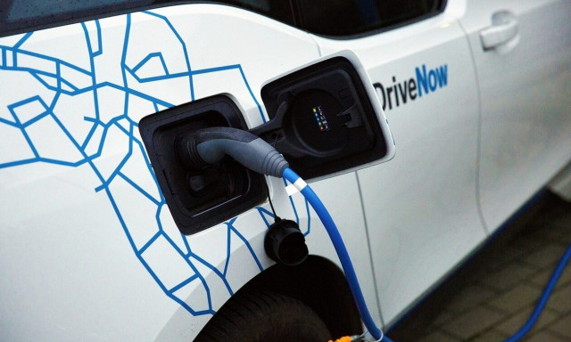 Το νικέλιο μπαίνει δυναμικά στην αυτοκινητοβιομηχανία