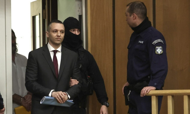 Αθώοι Κασιδιάρης-Μιχαλολιάκος-Ηλιόπουλος για την κατηγορία υποκίνησης ρατσιστικού μίσους