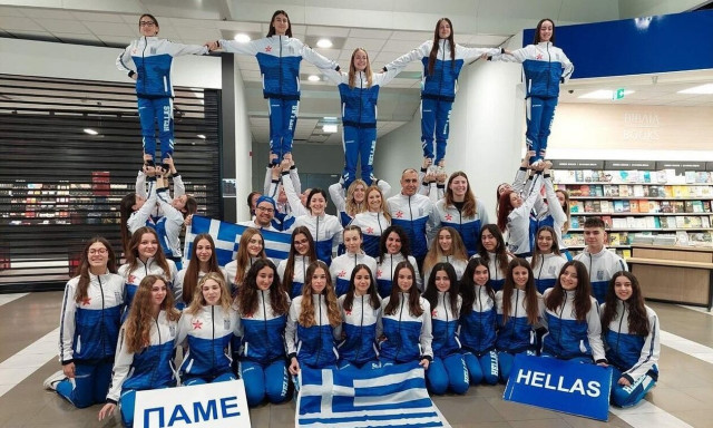 Παγκόσμια διάκριση για την Εθνική ομάδα Cheerleading και την κόρη του Νίκου Γκάλη (video)