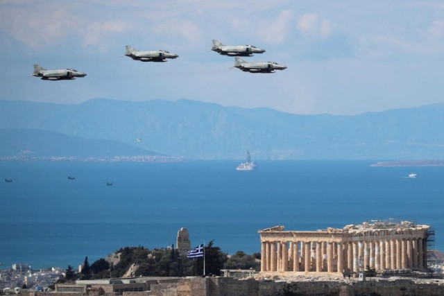 Άσκηση Ηνίοχος 2023: Rafale, Mirage, Phantom και F-16 στις 12:30 πάνω από την Ακρόπολη