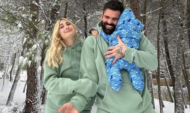 Ιωάννα Τούνη: Η νέα φωτογραφία του γιου της - «Πόση αγάπη μπορεί να νιώσει κανείς;»