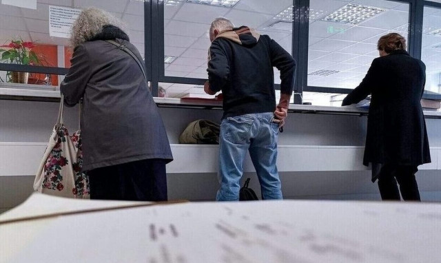 Εφορία: Οι ηλεκτρονικές εφαρμογές έβαλαν τέλος στις ουρές