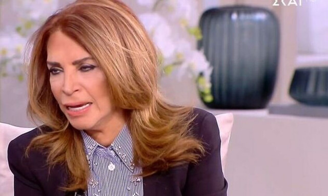 Μιμή Ντενίση: Η φωτογραφία με την κόρη της ως βρέφος