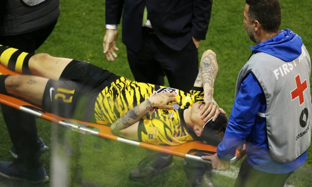 Παναθηναϊκός – ΑΕΚ: Έφυγε με φορείο ο Ρότα – Δυνατές μονομαχίες στο ντέρμπι της Super League