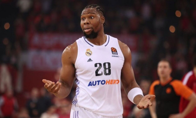 Ρεάλ Μαδρίτης: Απίστευτο! Κανονικά στη 12άδα ο Γιαμπουσέλε, μετά τα ντροπιαστικά επεισόδια