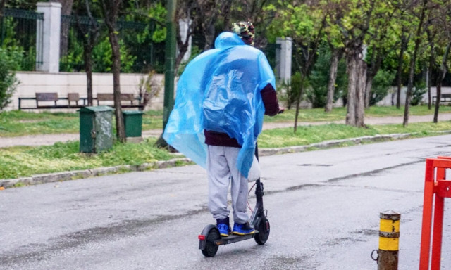 Καιρός: Πρωτομαγιά με καταιγίδες - Νεφώσεις και βροχές όλη την εβδομάδα