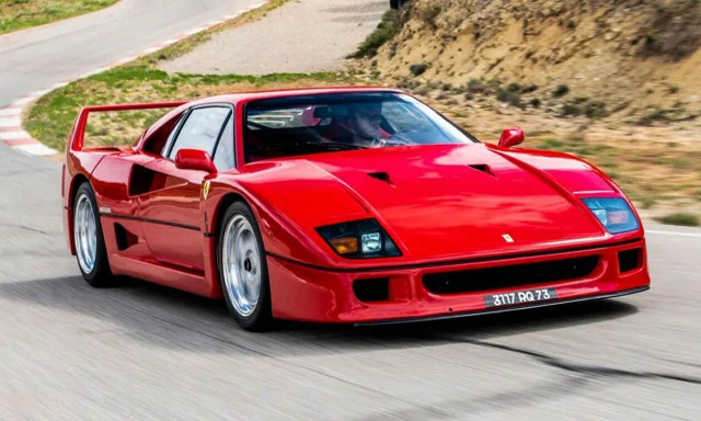 Ποιος ήταν ο ιδιοκτήτης αυτής της συλλεκτικής Ferrari F40;