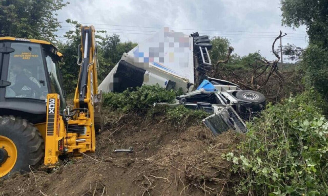Τραγωδία στη Βόνιτσα: Νεκρός 54χρονος οδηγός νταλίκας