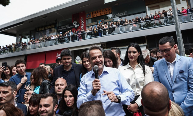 Μητσοτάκης από Κηφισιά: Η ΝΔ με Πρωτομαγιά, ο Τσίπρας με Πρωταπριλιά