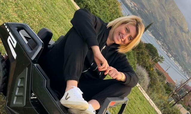 Σία Κοσιώνη: Η φωτογραφία με τον γιο της  – «Tον Μάη τον πιάσαμε, το γκολ δεν το πιάσαμε»