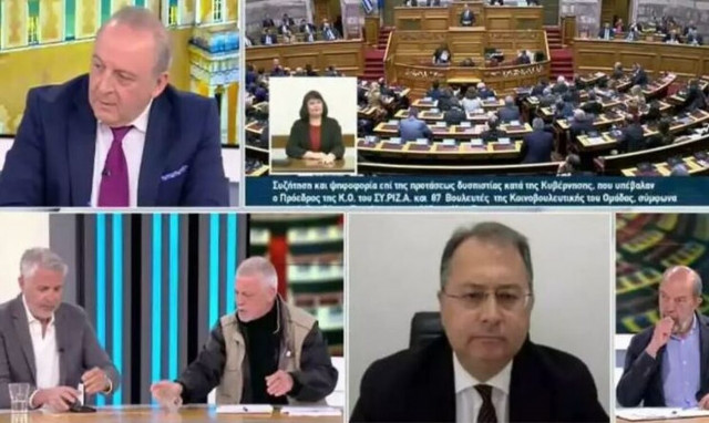 Απρόοπτο στο OPEN: Ο Γιάννης Κανελλάκης έριξε ποτήρι με νερό και δημοσιογράφος πετάχθηκε από τη θέση