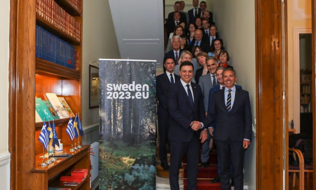 Οι πρέσβεις των κρατών- μελών της ΕΕ χαιρετίζουν τα ρεκόρ και τις επενδύσεις στον ελληνικό τουρισμό