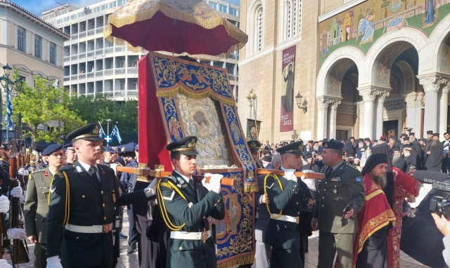 Έφτασε στην Αθήνα η Εικόνα της Παναγίας του «Άξιον Εστί»