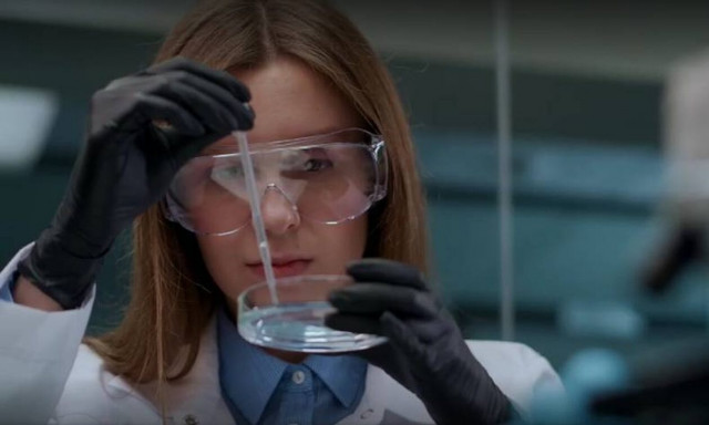 Επενδύσεις που κρατούν τους νέους επιστήμονες στην Ελλάδα: Η περίπτωση της DEMO φαρμακευτικής