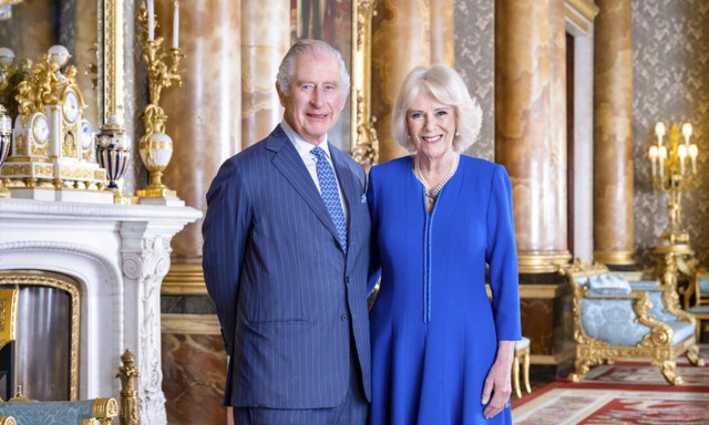 Καμίλα: Η μισητή ερωμένη που έγινε βασίλισσα - Ο Κάρολος και η «επιχείρηση γοητείας Πάρκερ Μπόουλς»