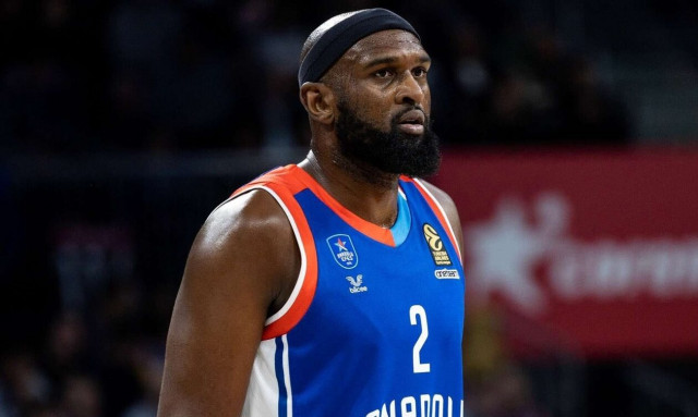 Ευχάριστα νέα για Σίγνκλετον: Σε ένα μήνα ξανά στο παρκέ