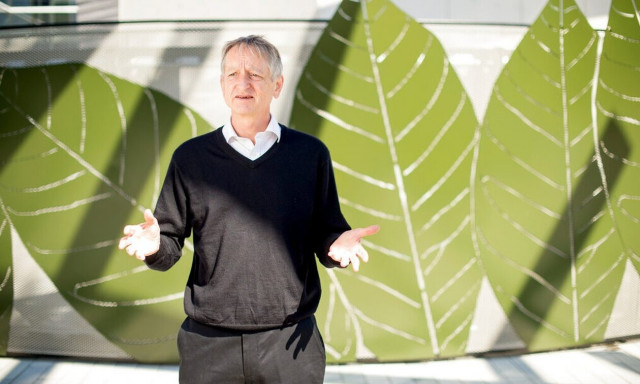 O δρ Τζέφρι Χίντον