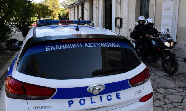 Χαϊδάρι: Εφιάλτης για 34χρονη - Πήγε να τη βιάσει μέσα σε μάντρα αυτοκινήτων