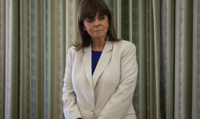 Κατερίνα Σακελλαροπούλου: Θα παραστεί στη στέψη του βασιλιά Καρόλου