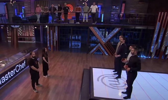 MasterChef: Αποχώρησε ο Θεόδωρος Γαλάνης - Ένταση μεταξύ των δύο ομάδων
