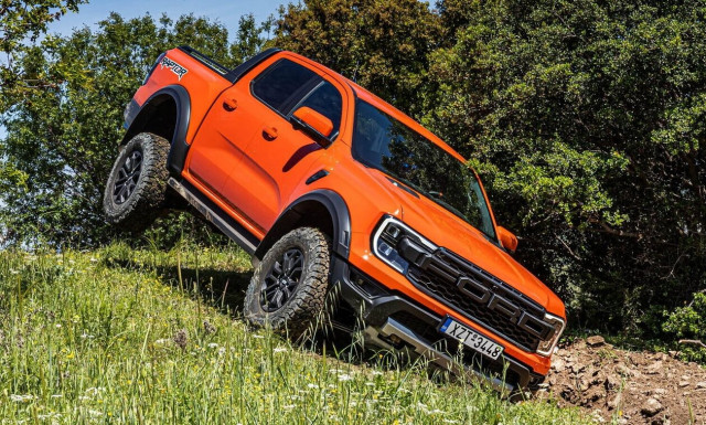 Το νέο Ford Ranger Raptor είναι θηρίο!