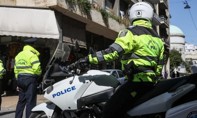 Θεσσαλονίκη: Μαχαίρωσε τον γιο της την ώρα που κοιμόταν