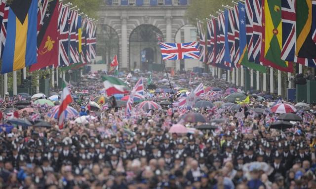 Βασιλιάς Κάρολος: Η αστυνομία προχώρησε σε 52 συλλήψεις κατά τη διάρκεια της τελετής στέψης