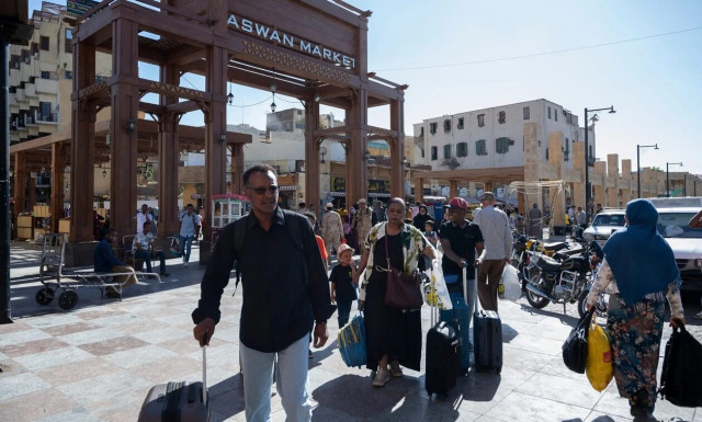 Αίγυπτος: Δεκάδες τραυματίες μετά από ανατροπή λεωφορείου που μετέφερε πρόσφυγες από το Σουδάν