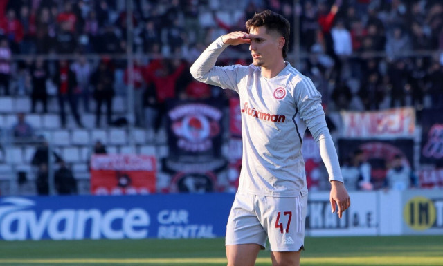 Ολυμπιακός-Παναθηναϊκός: Επιστροφή Κανός, στην αποστολή και ο Μπα