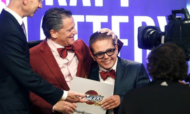 Θρήνος στο NBA: Πέθανε ο 26χρονος γιος του ιδιοκτήτη των Καβαλίερς - Ήταν το γούρι της ομάδας