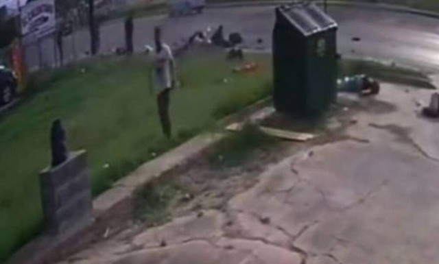 Νέο μακελειό στο Τέξας: Βίντεο ντοκουμέντο από τη στιγμή που αυτοκίνητο «θερίζει» πεζούς