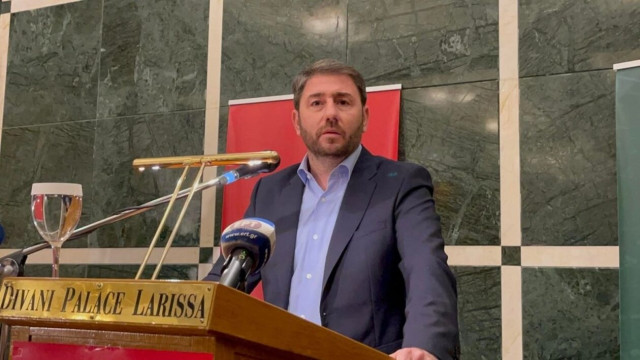 Εκλογές 2023 - Ανδρουλάκης από Λάρισα: «Υπάρχει τρίτη λύση και είναι λύση του ΠΑΣΟΚ»