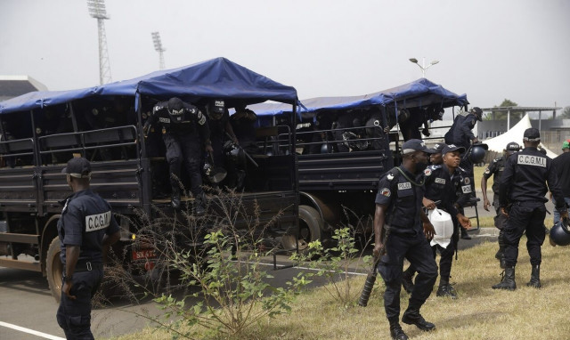 Καμερούν: Εκτέλεσαν δημοσιογράφο έξω από παμπ