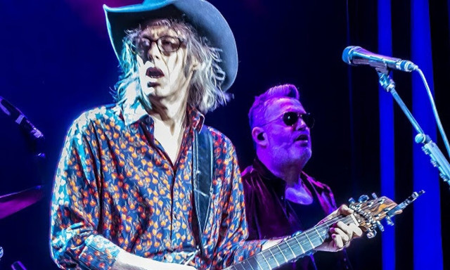 Waterboys: Το μήνυμα του Mike Scott στους Έλληνες φαν