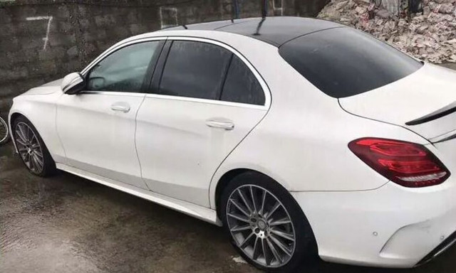 Έκλεβαν πολυτελή αυτοκίνητα από τη Βρετανία και τα έφερναν στη Θεσσαλονίκη