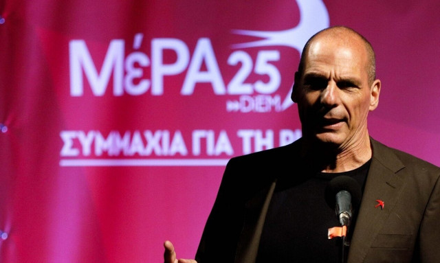 Γιάνης Βαρουφάκης:  Τι είναι το σύστημα «Δήμητρα» - Δεν πέφτει λόγος στην Ευρωζώνη
