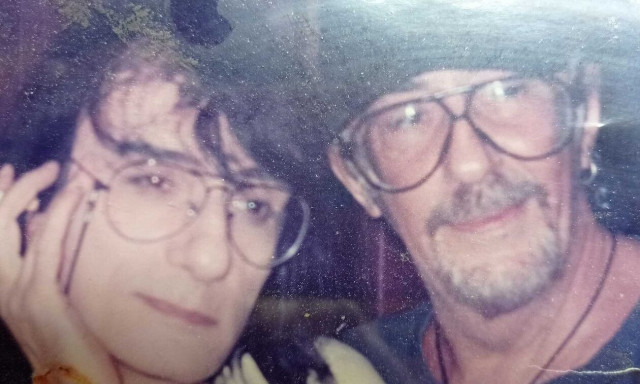 Στάθης Ψάλτης: Συγκινεί το «αντίο» της κόρης του στον θείο της, Γιάννη Ρώτα