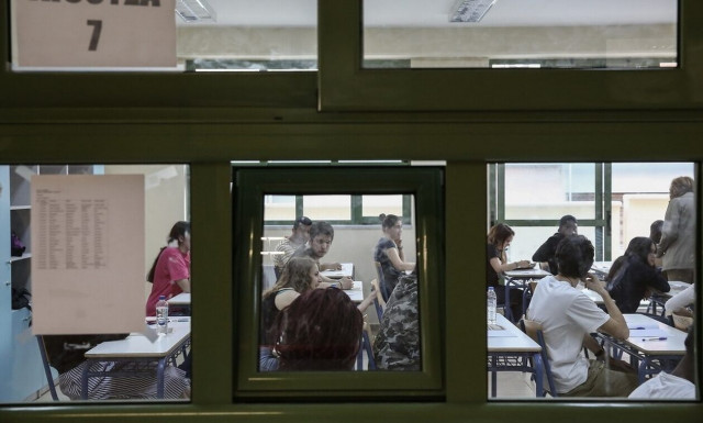 Πανελλήνιες 2023: Πού αναμένεται να πέσουν οι βάσεις – Οι αλλαγές που θα ισχύσουν φέτος