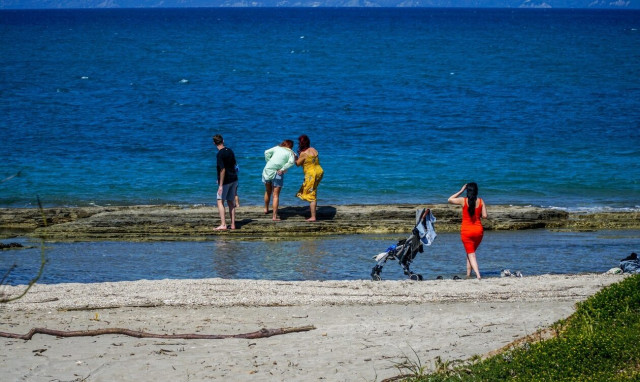 Αρναούτογλου: Έρχονται τα πρώτα 30άρια από τα «πολύ θερμά φιλιά» της Σαχάρας