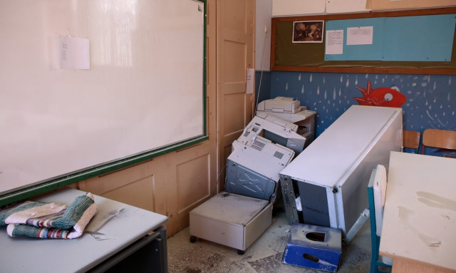 Γιάννενα: Έκαναν «γυαλιά καρφιά» το σχολείο τους - Συνελήφθησαν 9 μαθητές και οι γονείς τους